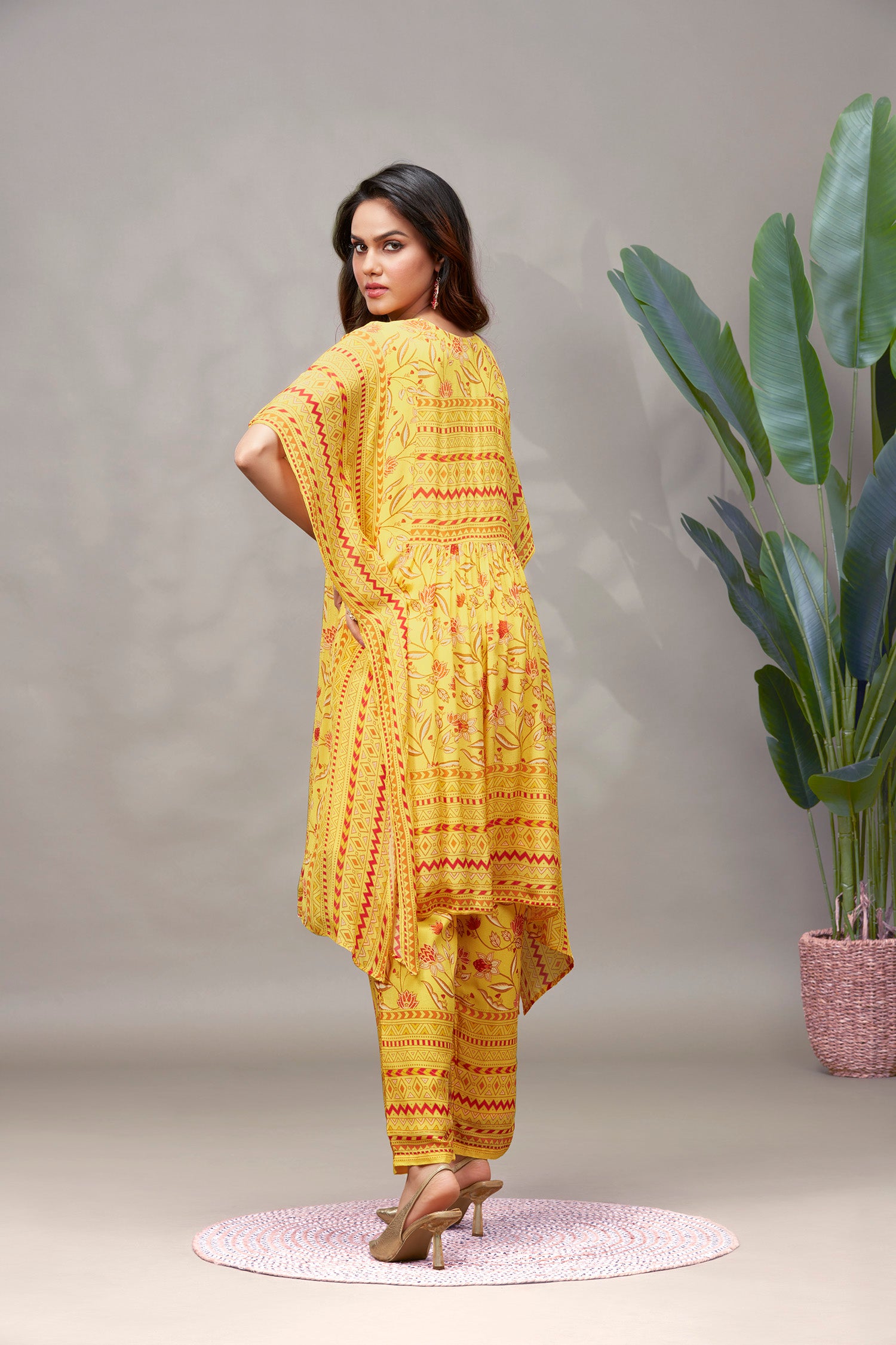 Sunny Elegance Long Kaftan