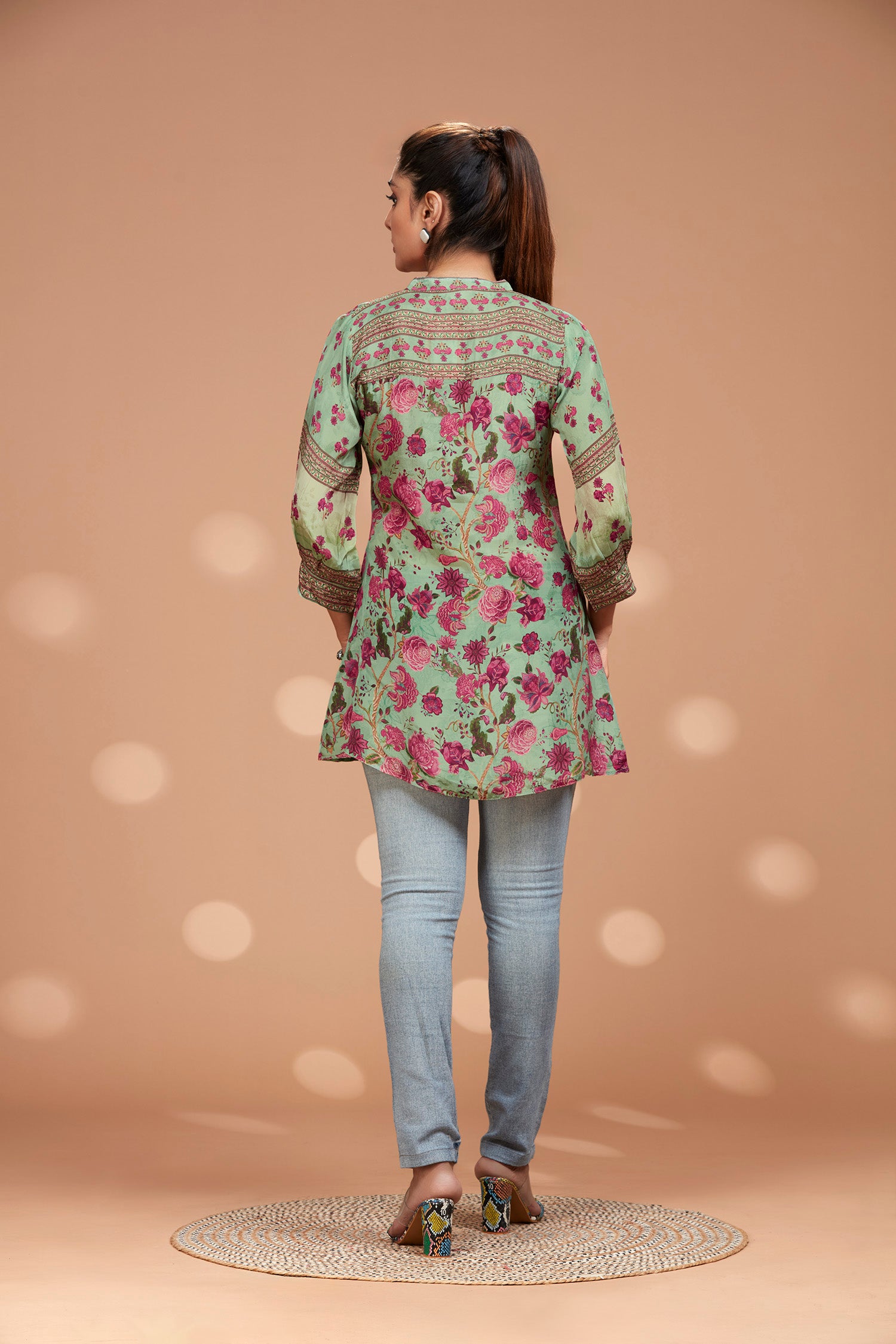 Crepe Floral Shirt with Narrow Cuff