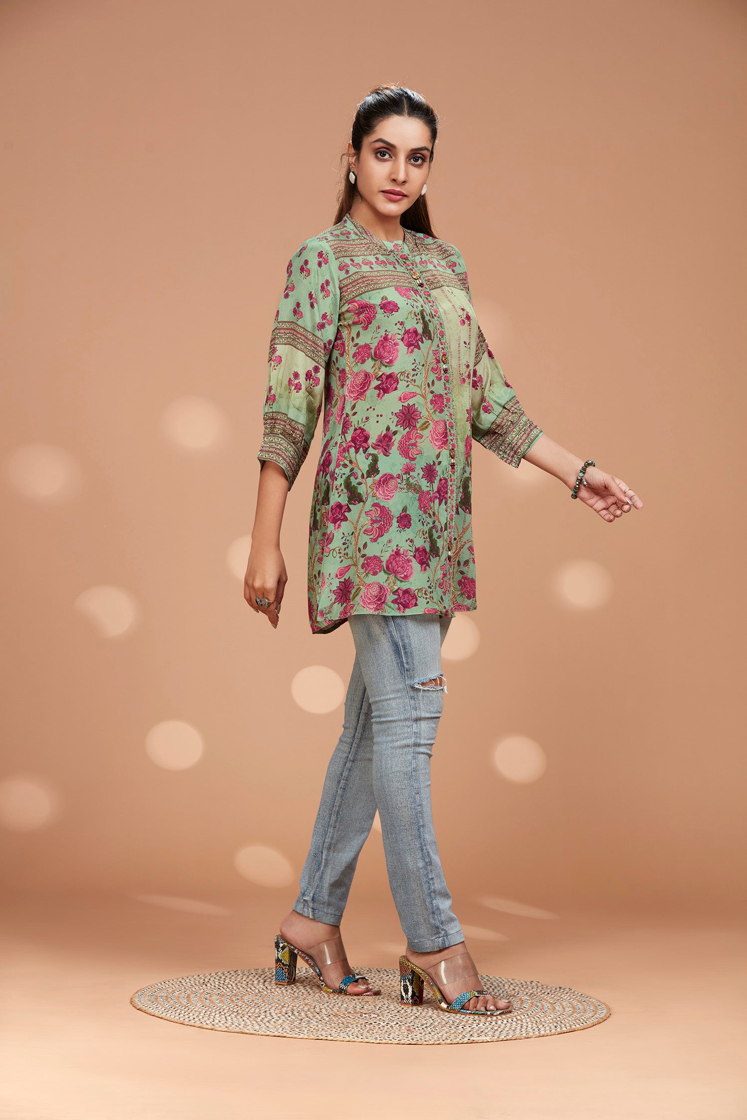 Crepe Floral Shirt with Narrow Cuff