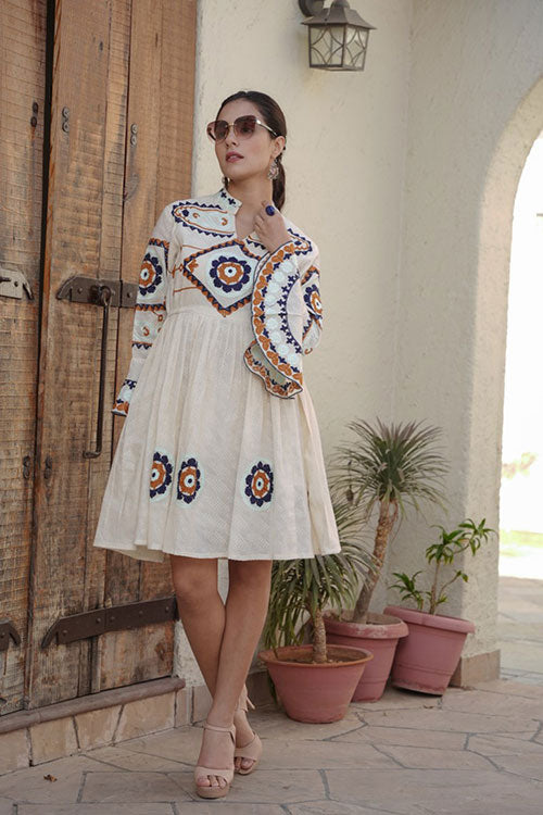 Cotton Embroidered Tunic Dress With Bell Slevees 1 - Freyaa