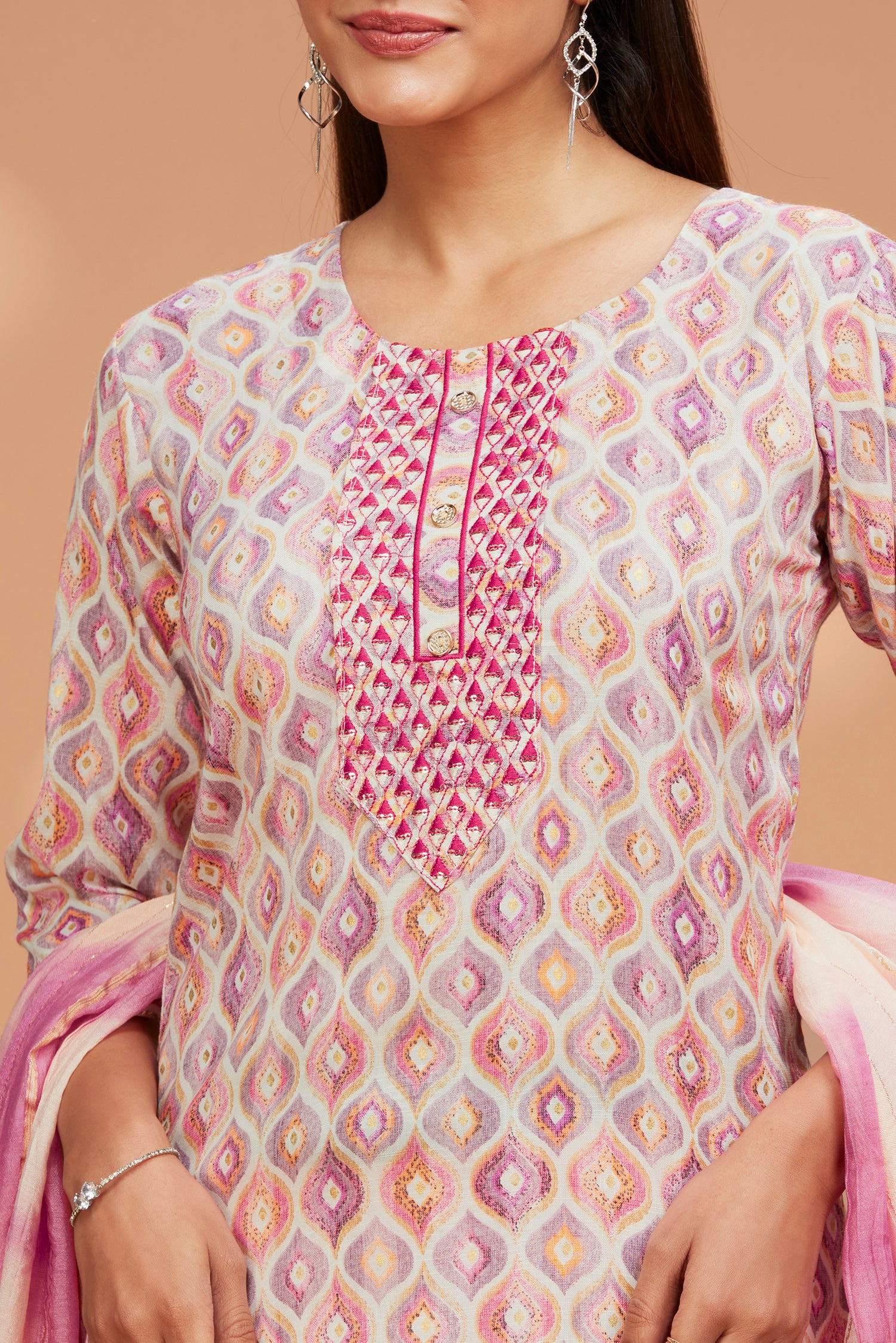 Printed Straight fit Embroidered Kurta with Palazzo Pant & Tie-die Duppatta - Pink