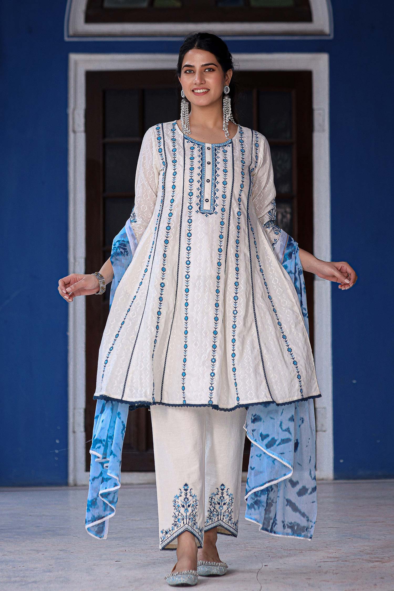 Three Peice Embroidered  Anarkali Kurta Set - Freyaa