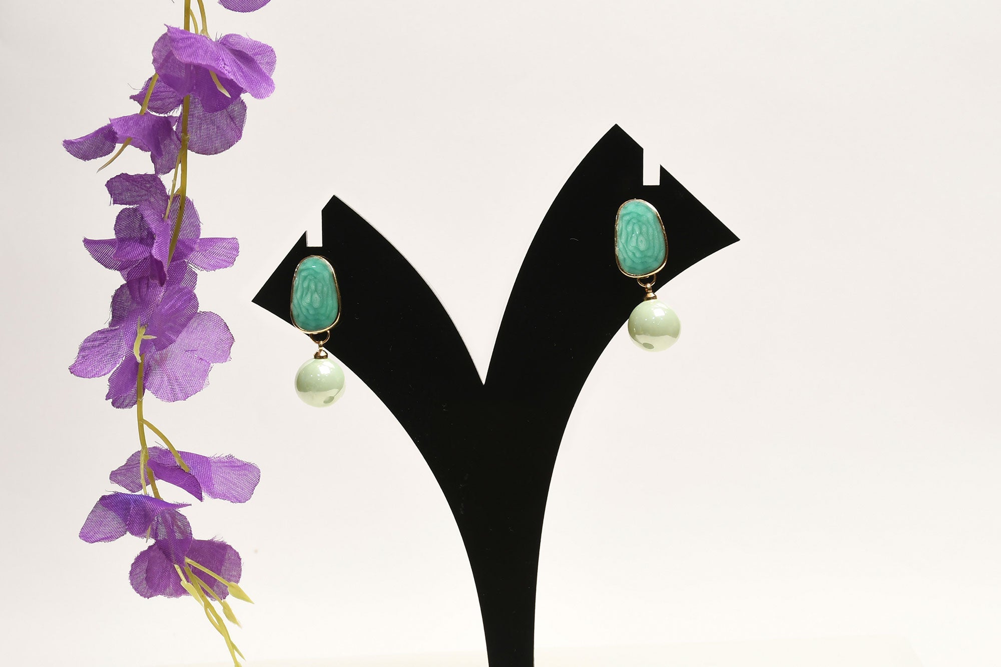 Green Elegant Mother Of Pearl Drop Earrings - Freyaa