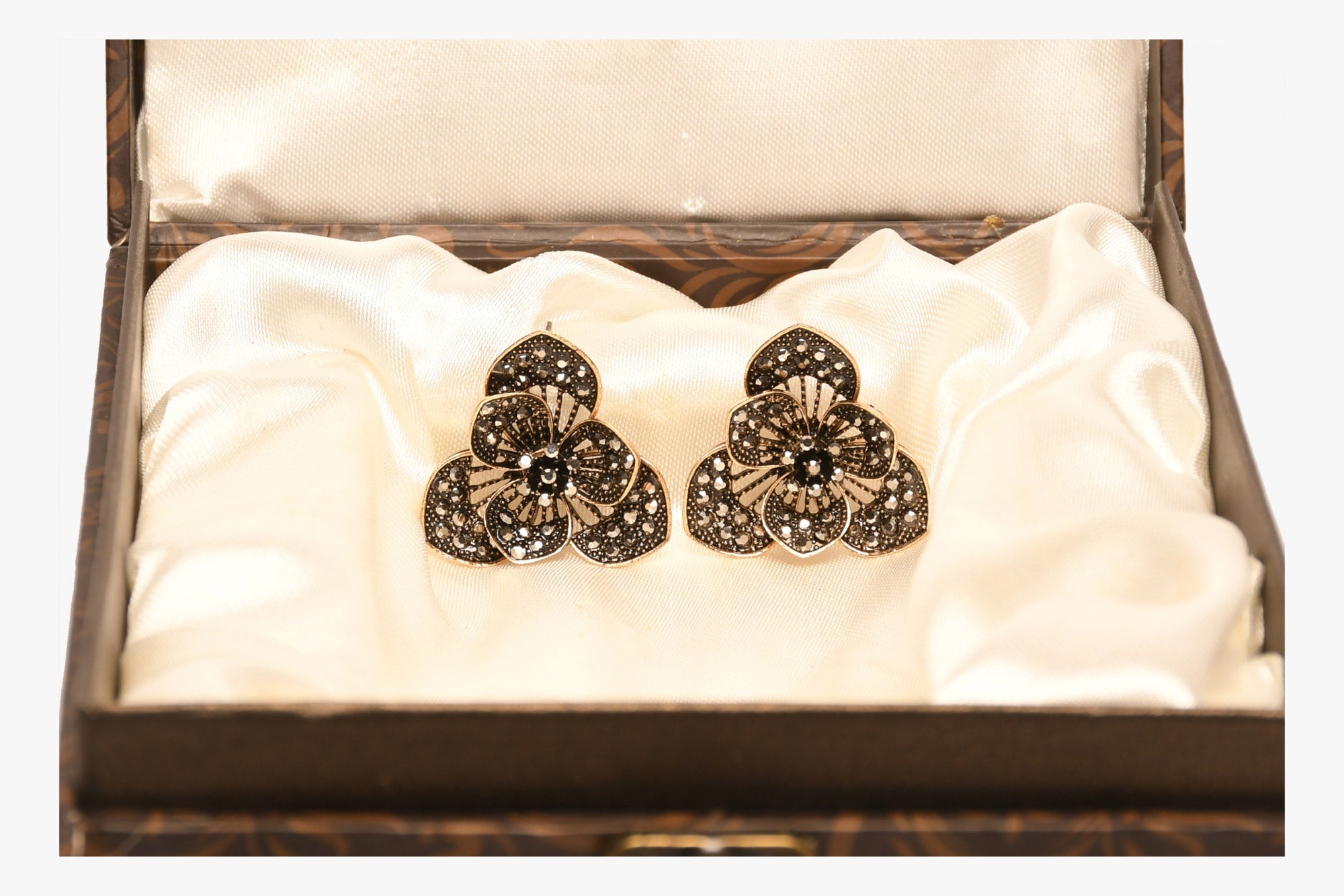 Antique Flower Studs Earrings 1 - Freyaa