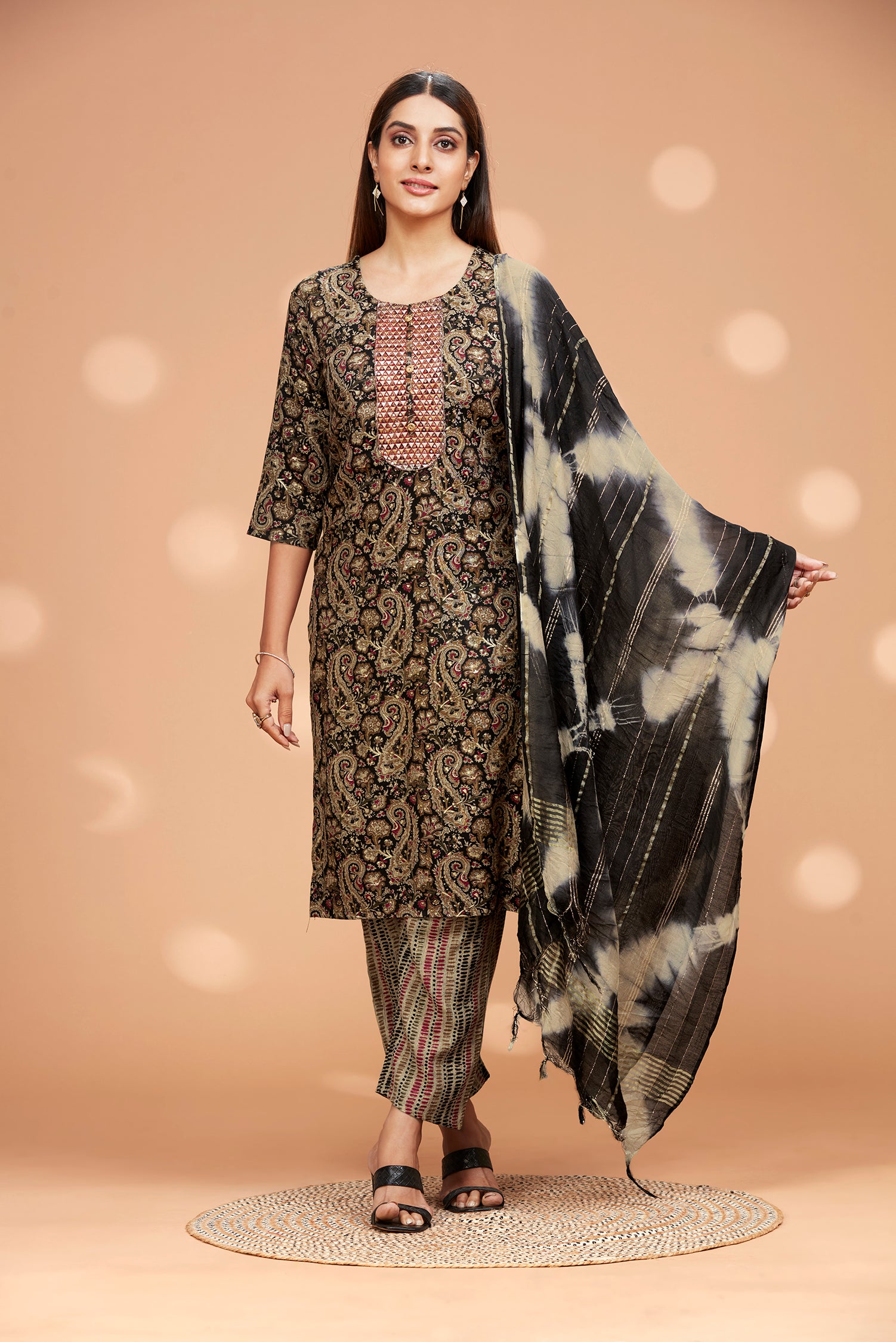 Printed Straight fit Embroidered Kurta with Palazzo Pant & Tie-die Duppatta