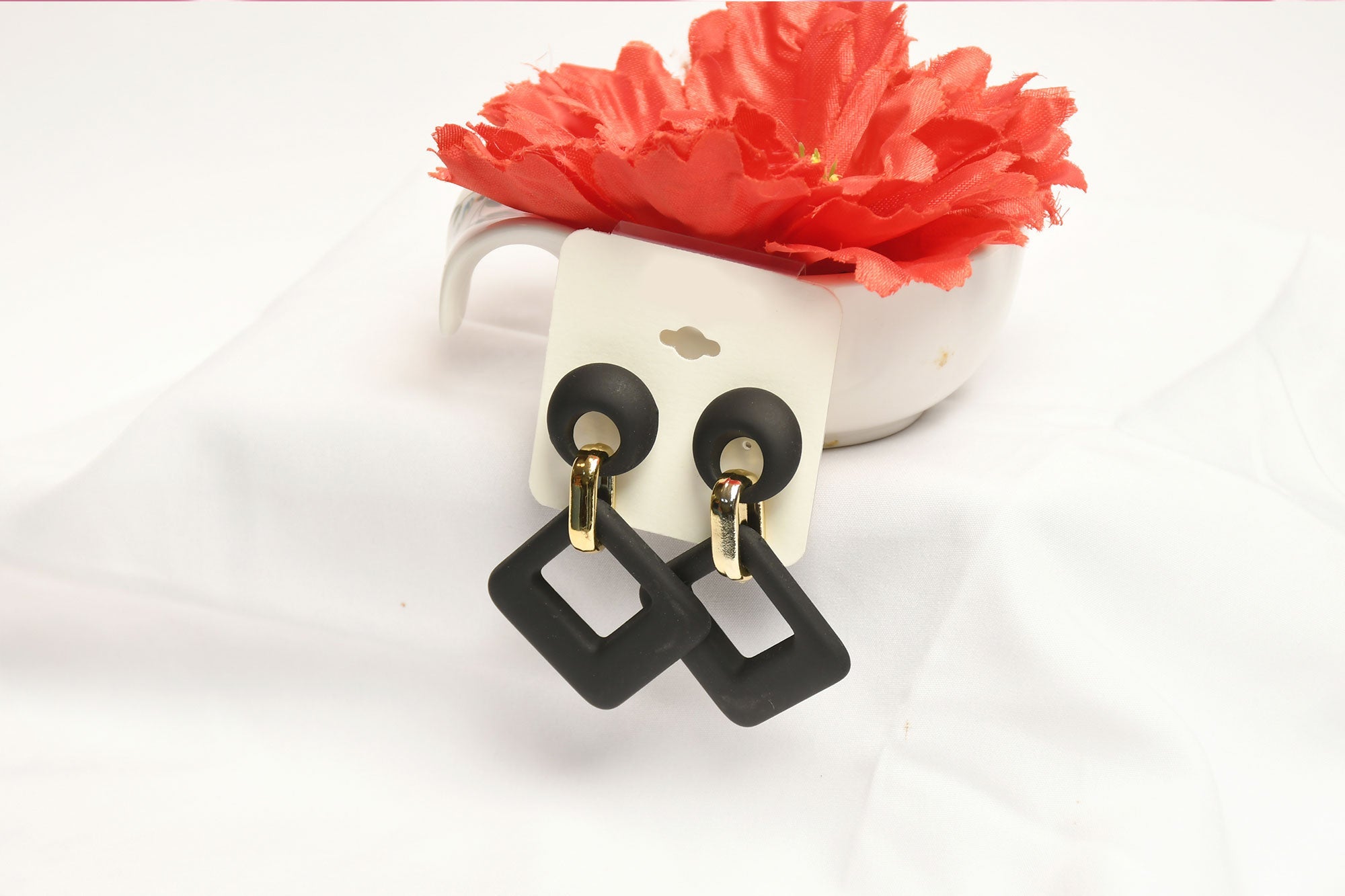 Black SQUARE DROP EARRINGS - Freyaa