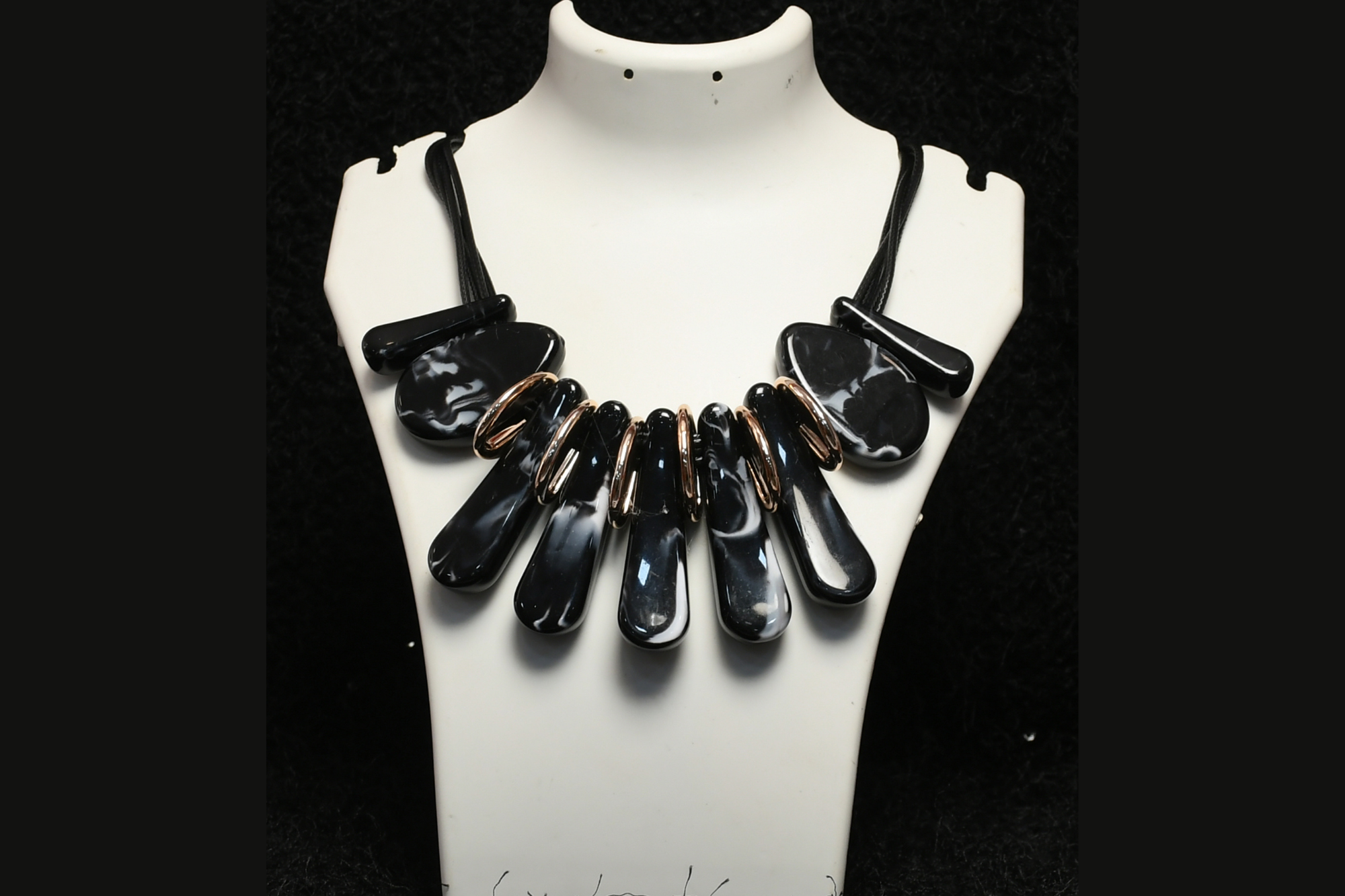 Bold & Black Trendy Necklace - Freyaa