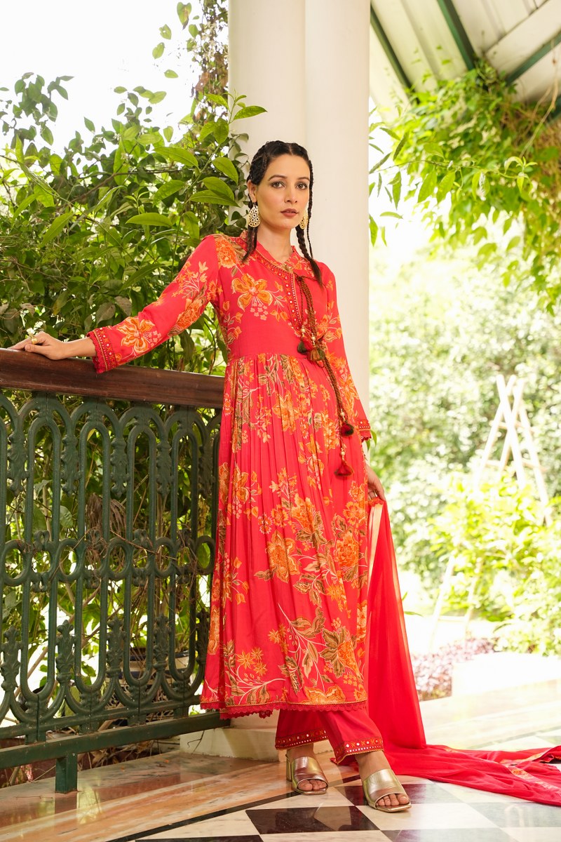 Red Anarkali Kurta Set 3 - Freyaa