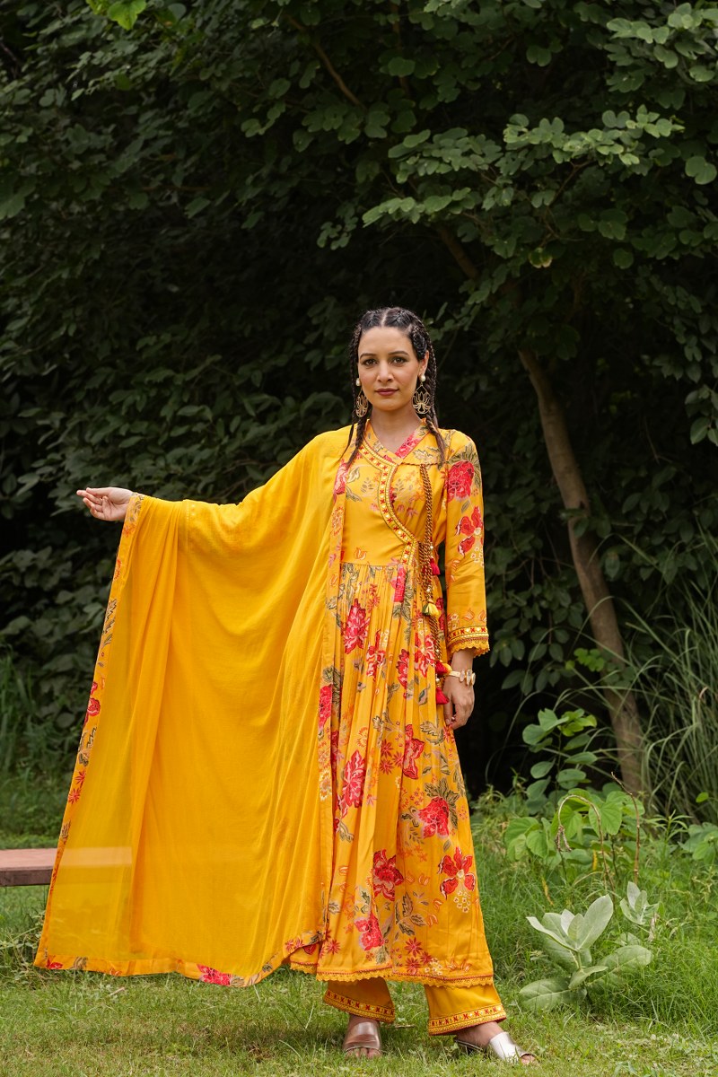 Traditional Anarkali Kurta Set - Freyaa