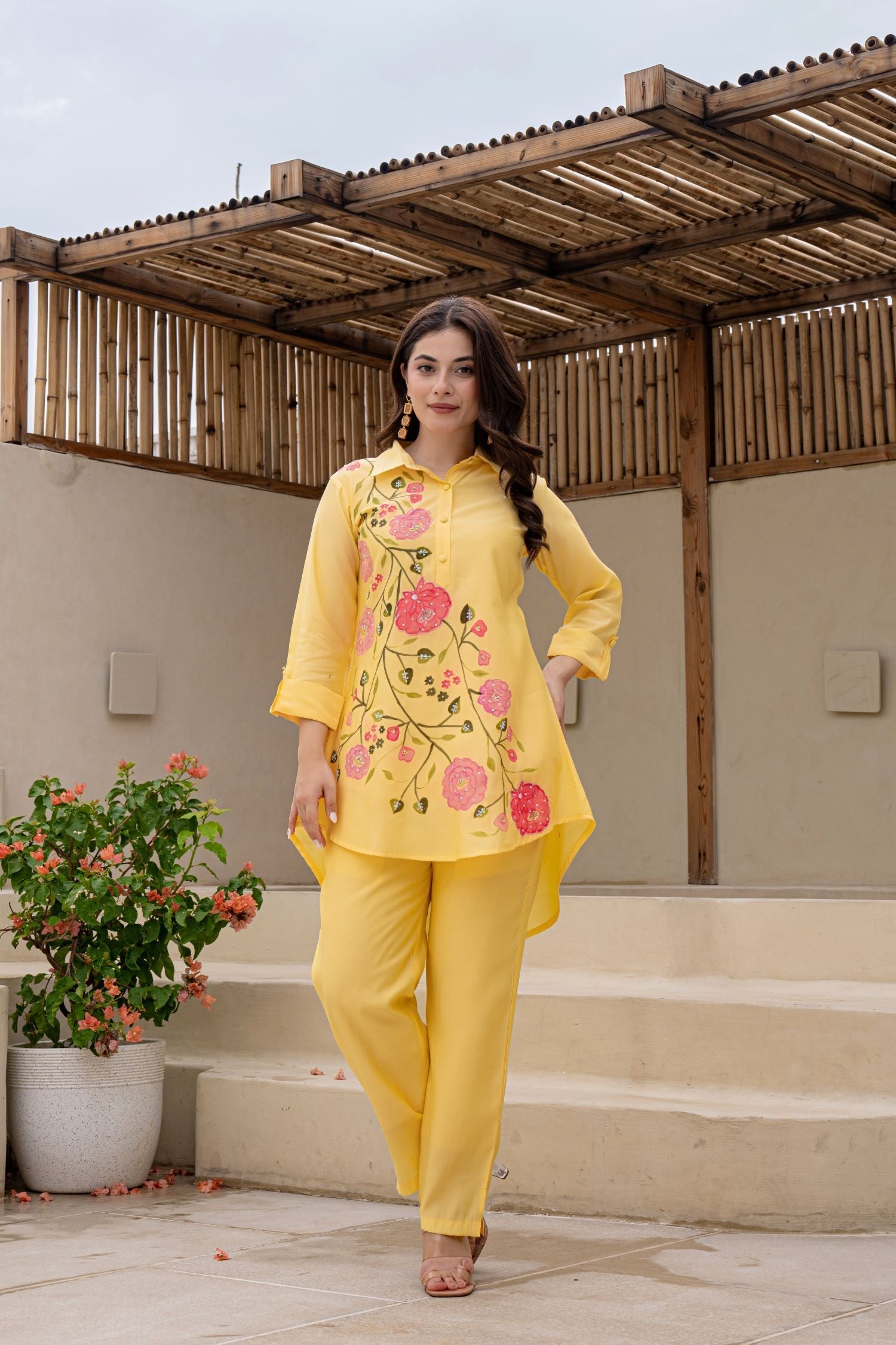 YELLOW BRUSH PRINT FLORAL SHIRT COLLAR CO-ORD SET