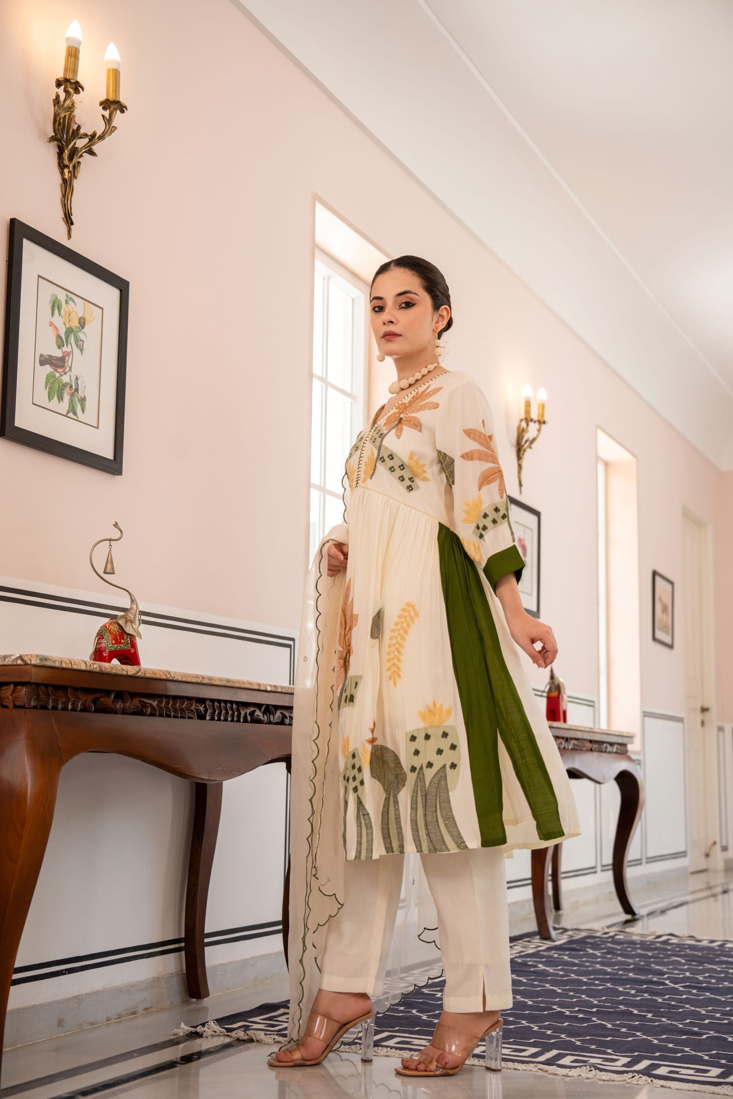 OFF-WHITE FLORAL EMBROIDERED STRAIGHT KURTA SUIT WITH DUPATTA